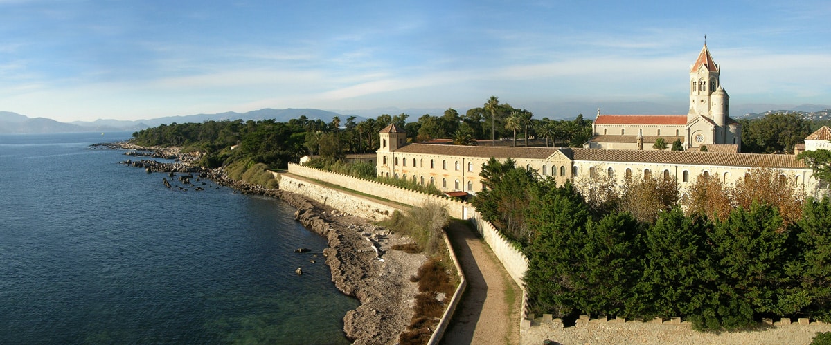 Iles de Lérins au départ du camping les rives du loup pour un city trip à Cannes Alpes Maritimes Cote d azur 06