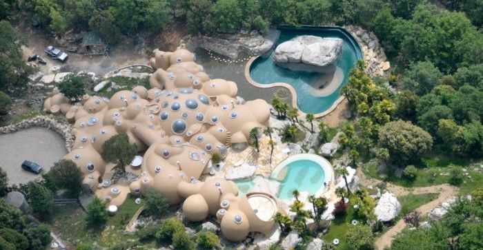 Les maisons bulles Gaudet de Tourrettes sur Loup – Curiosité de la Côte d’Azur