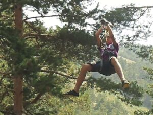 Journée accrobranche proche du camping du 06