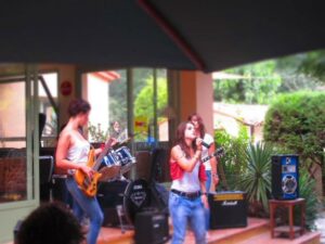 Accueil en musique au camping du 06