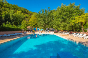 Piscine camping Alpes Maritimes